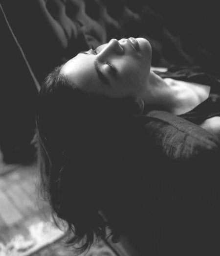 بہت سلجھے ہوئے تھے ہم🥀
بہت تفصیل سے الجھا گیا کوئی۔۔🔥 Mahii 💔