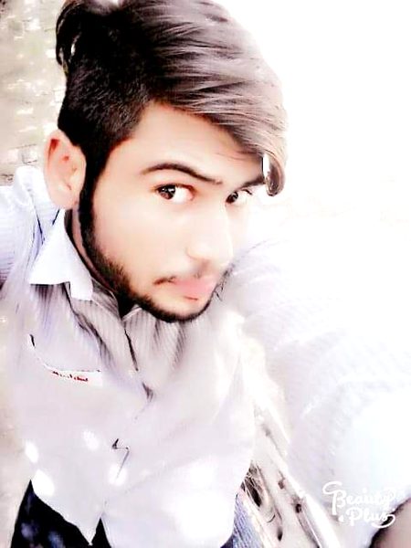 "زندگی میں وہ ایک شخص ڈھونڈو جس سے بات کرتے ہوئے آپ کو الفاظ کا چناؤ نہ کرنا پڑے"