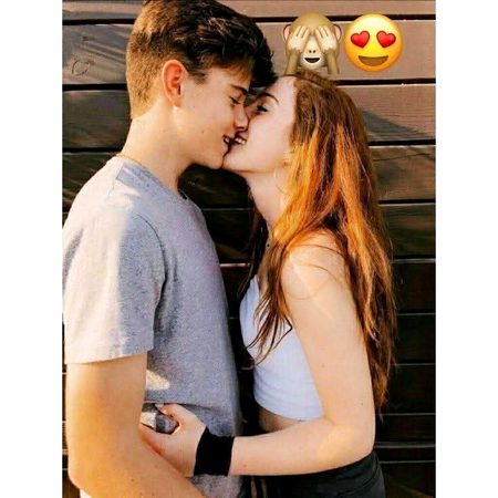 Kiss 💋 vibes 💕💕