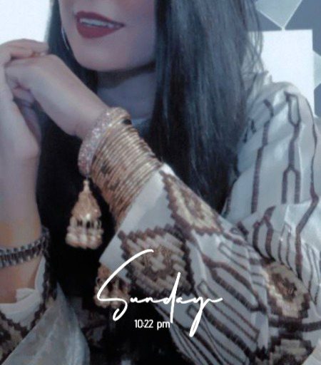 اپنی پہچان الگ ہے بے شمار لوگوں میں شامل نہیں ہوتے ہم۔۔۔🥀🕊️