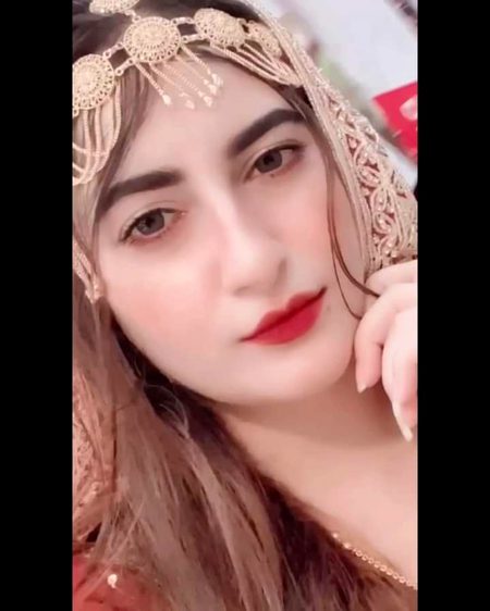 سل زلا ک بد شي خوپہ بد وخت کی پکار رازي
خوار فقير ملنگ دي وي سرتور دي وي خو رور دی وي