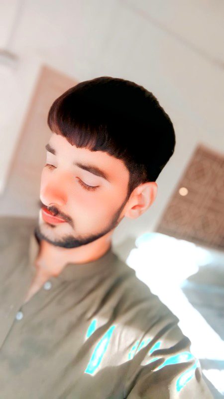 *ڈال کر مجھے اپنی محبت کے چکر میں❤🩹😭*
*پھر وہ اپنی ماں باپ کی فرمانبردار بن گئی💔🥲*