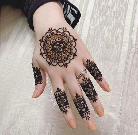 Mehndi Design image