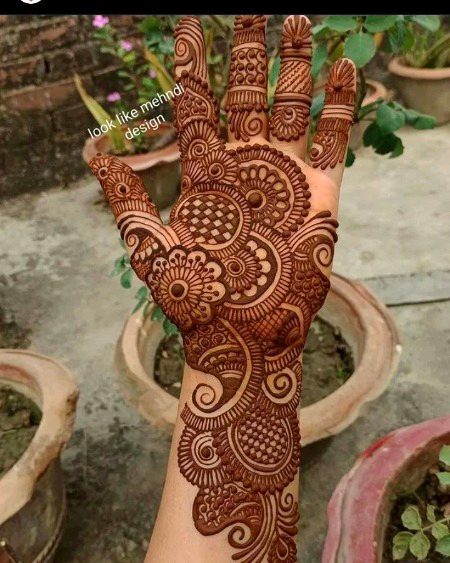 Mehndi Design image
