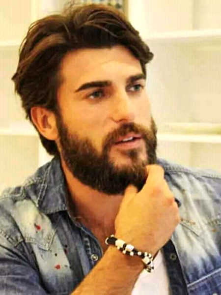 Turkish Celebs image
