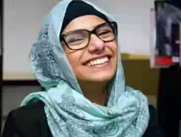 روبرو تجھ سے ملاقات کی اک خواہش ہے،
یوں تو میرے فون میں تیری کئی تصویریں ہیں