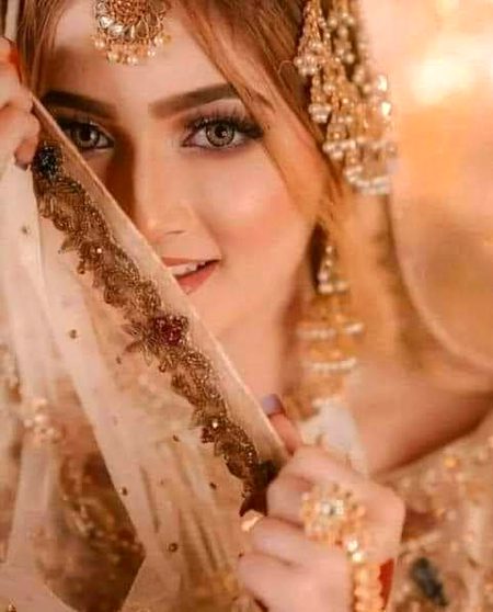 ایک مدت کے بعد'مسکرائے'تو خیال آیا🥀
کبھی ہم'یوں بھی'اچھے'لگتے'تھے⁦🔥 Mahii 💔