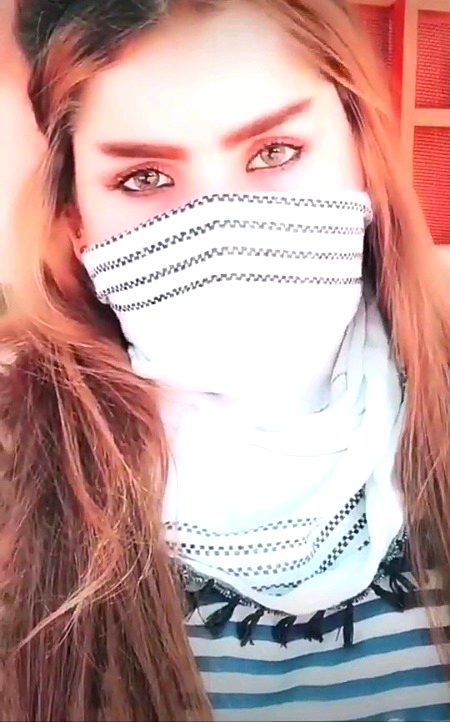دل میں اکڑ ضرور ہو گی
الحمدللّہ منافقت نہیں رکھتے🔥
