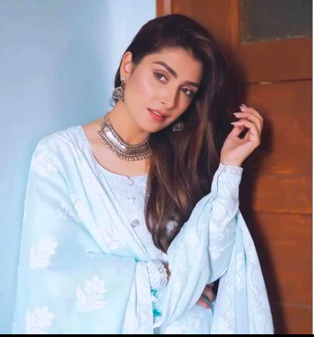 Pakistani Celebs image
