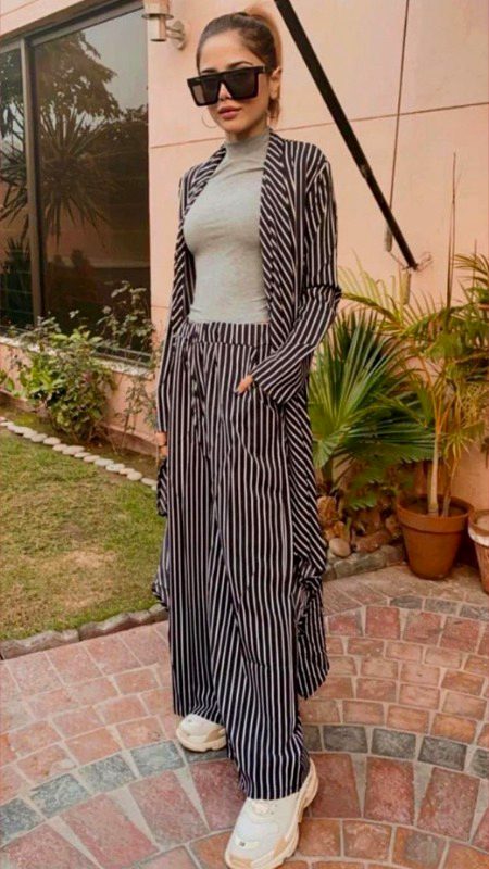 Pakistani Celebs image