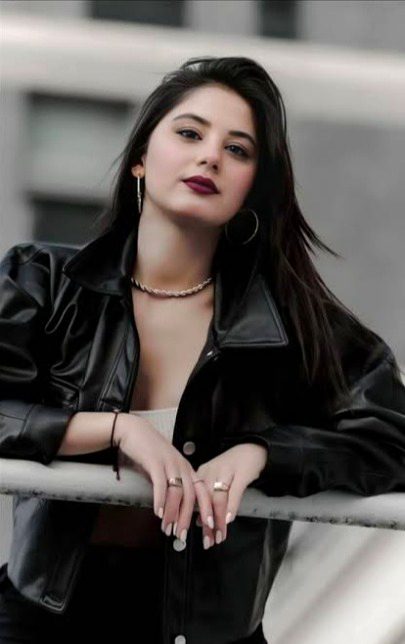 Beautiful People image