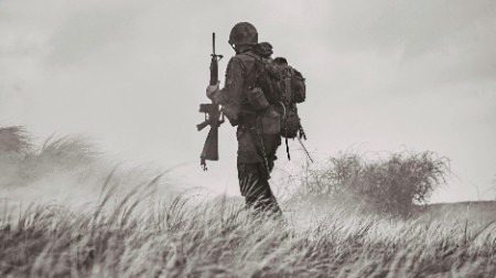 زندگی اس طرح بسر کرو کہ تمھاری موت نا انصافی بن جاۓ...🚩