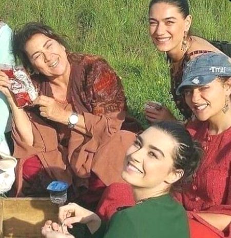 Turkish Celebs image