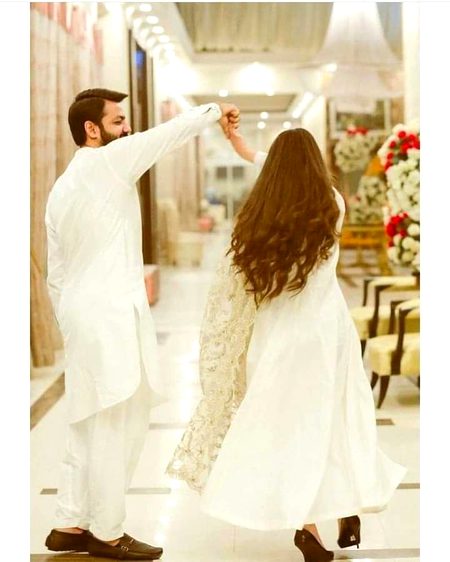 سخی تو ہوں گے صنم بھی تو خاص ہے میرا👑💝
سنگ اُس کے قیمتی ہر دن و رات ہے میرا۔۔۔😇
🫶