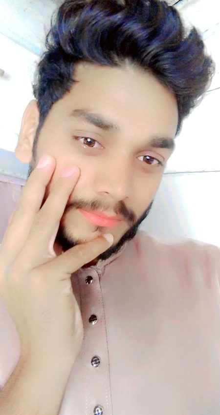 , تم خوبصورتی کی بات کرتے ہو صاحب ❤
ہمارے تو انداز بھی جان لیوا ہیں 😻🔥