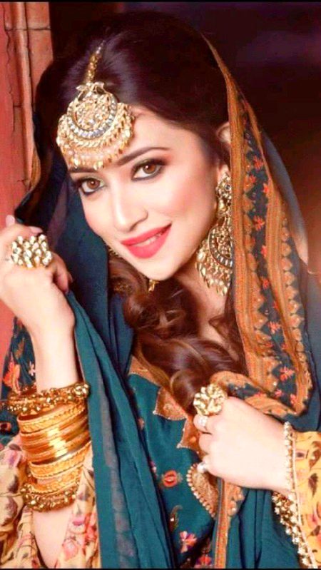 Beautiful People image