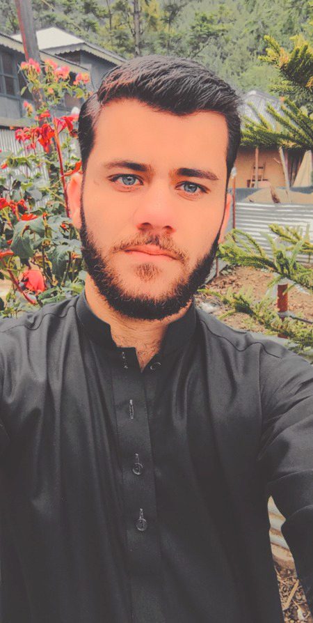 مٹی اوڑھ کے سو جائیں گے 💔
ھم بھی ماضی ھو جائیں گے 💔