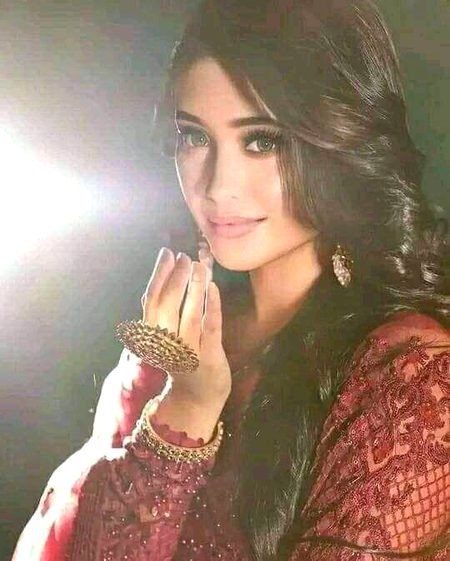 Beautiful People image