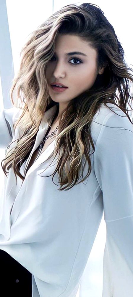 Turkish Celebs image