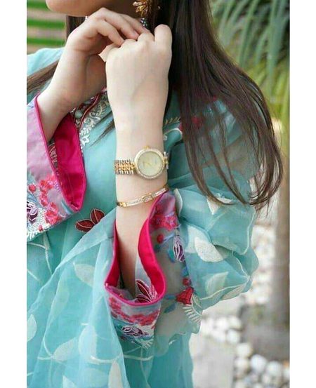 😐😑 کسی کو زندگی نہ کہنا زندگی ساتھ چھوڑ دیتی ہے 😞