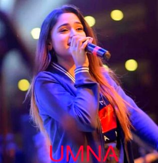 yeh wafa kia hai 1 dhoka hai par deewaano ko kisny roka hai jhooty waaden hain jhooti qasmy hain Log kihty hain jhooti Rasmy hain yahan be asar hain saday sab hi yahan sab mohabbaton mein  naakaam hai yahan chahton ka gozara nahin yeh galiya yeh kuchy to badnaam hai dil ka Ary  dil ka hy dil  kia kary sahib hum unhi py Marty hain jumar bas itna hai juram bas itna hai juram bas itna hai ho juram bas itna hai un sy pyaar karty hain