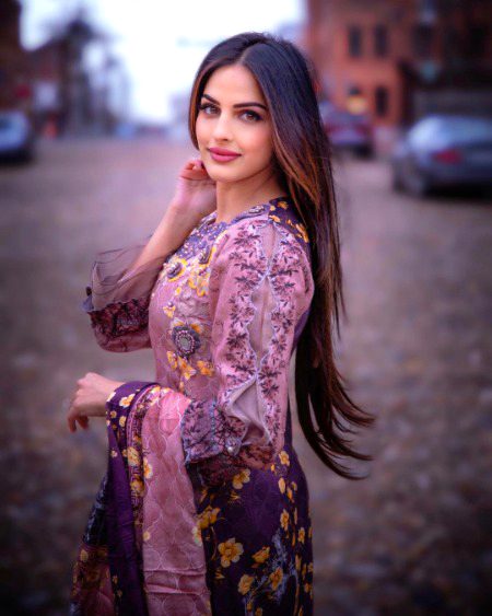 Beautiful People image