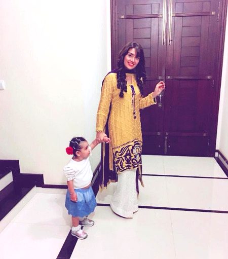 Pakistani Celebs image