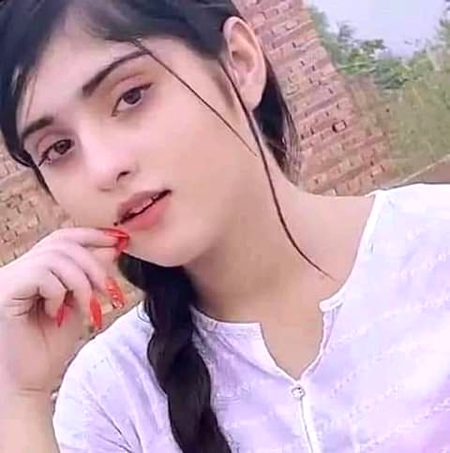 Ajeeb log hyn edr b or koi kam hy nhe jhoty