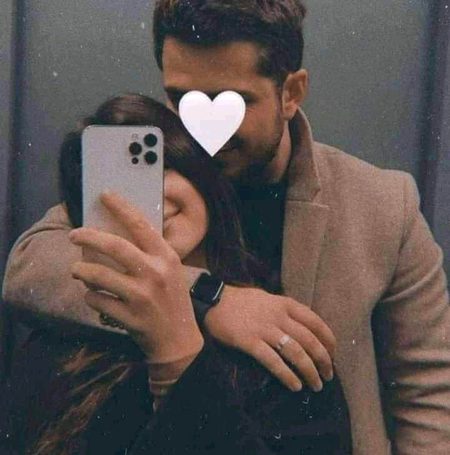 *خود سے بھی کھل کر نہیں ملتے ہم*
*آپ کیا خاک ہمیں جانتے ہیں __🥀*