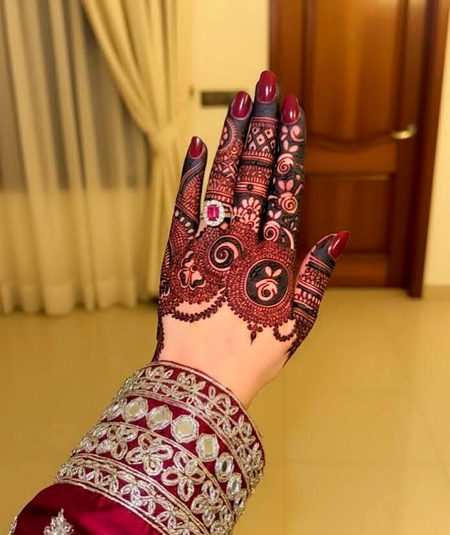 Mehndi Design image