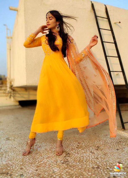 Indian Celebs image