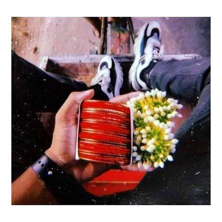 آئی فون نہیں محترمہ"
چوڑیاں دے سکتا ہوں"🔥 💯