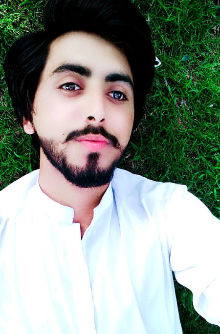 Me Kisi Aur Ki Tawajja Hun Aankh Bhar K Mujhy Na Dekha Kar🙏..