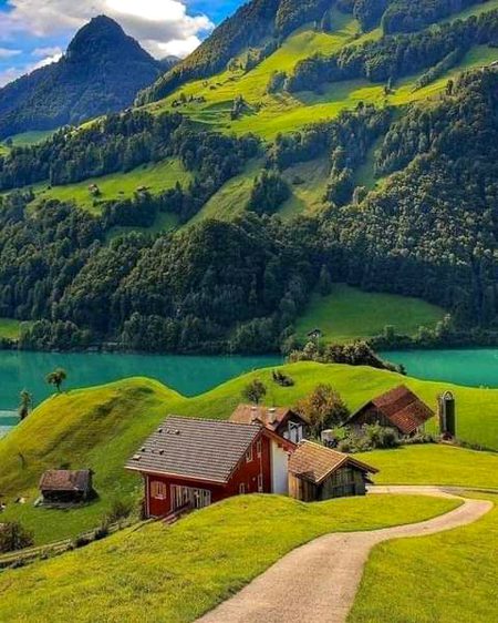 Man lives here alone away from the noise of this world and from false people ❤