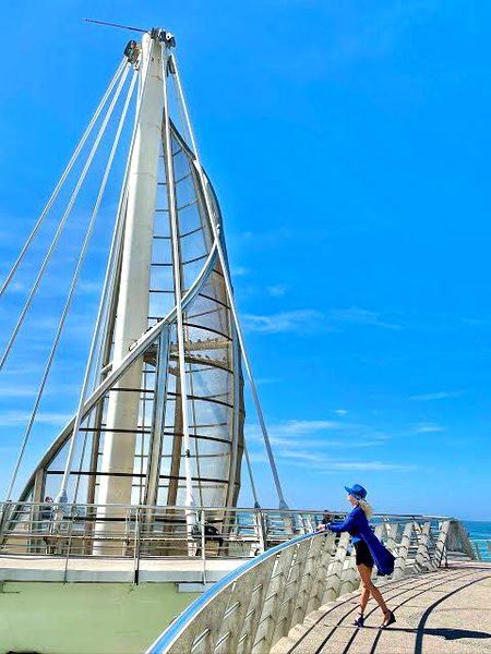 Beautiful Structures image