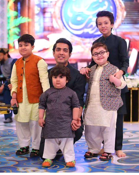 Pakistani Celebs image