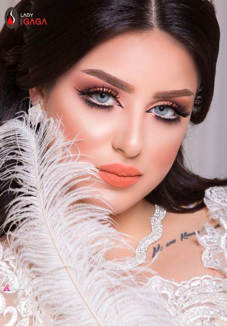 Beautiful People image