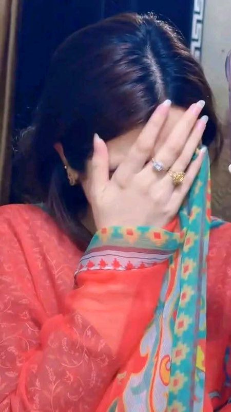 حکومت میرا موڈ خراب ہے انٹرنیٹ بند کر دیں۔۔