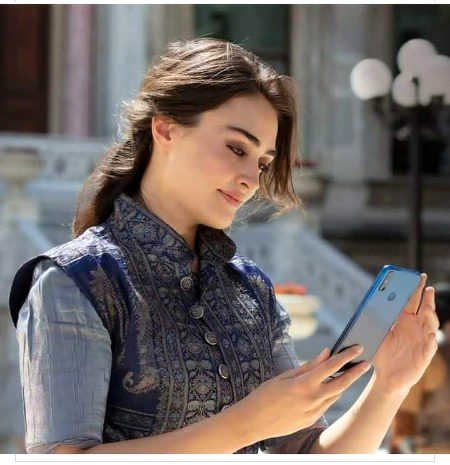 Turkish Celebs image