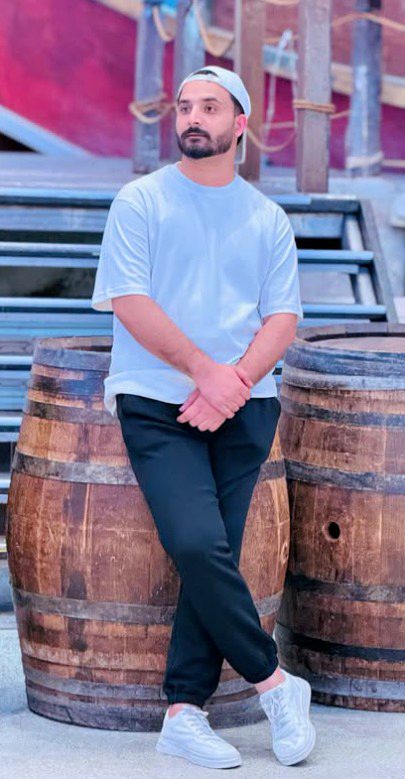 Beautiful People image