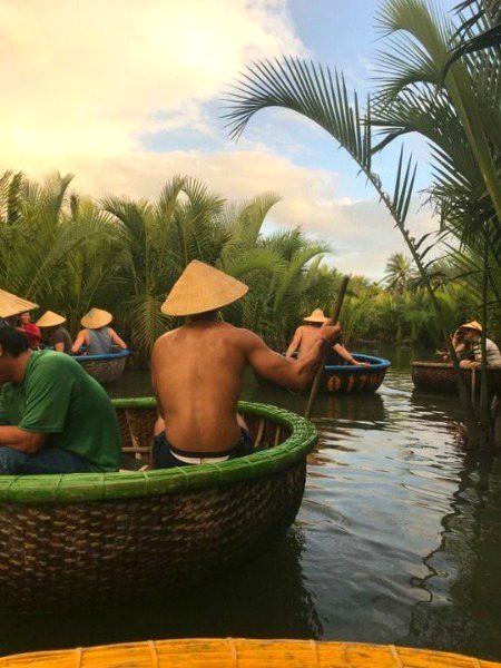 Beautiful People image