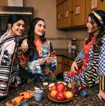 Pakistani Celebs image