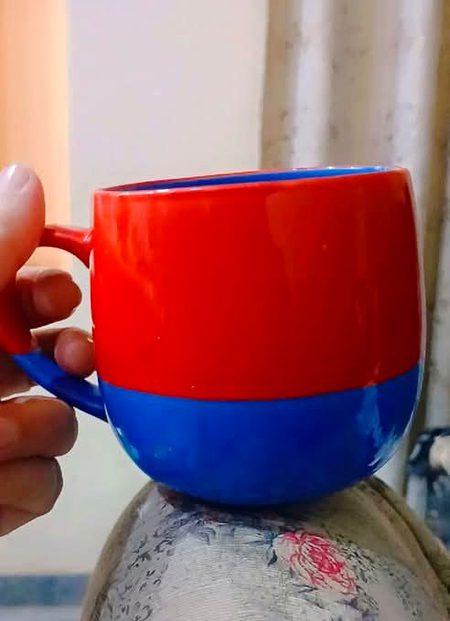 تم بن جاؤ چائے کی پتّی میں بنوں شکر کے دانے
کوئی تو ملاۓ گاہمیں چائے کے بہانے