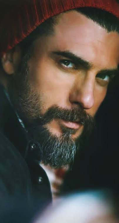 Turkish Celebs image