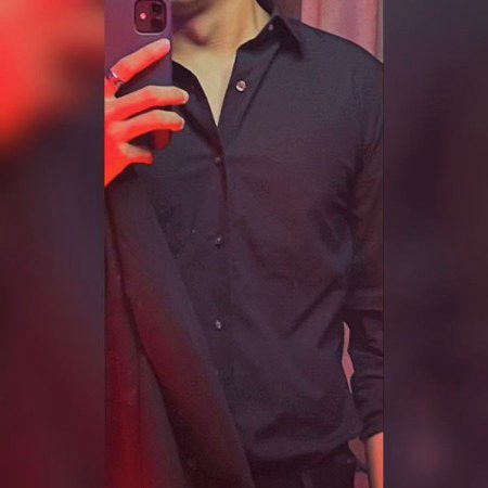 *مانتا ہوں تجھے عشق نہیں مجھ سے لیکن🥀* 
 *اس وہم سے اب کون نکالے مجھ کو ۔!!🥺* 
 *سر کی کھائی ہوئی قسموں سے مکرنے والے* 💔
 *تو تو دیتا تھا حدیثوں کے حوالے مجھ کو ۔!😓*