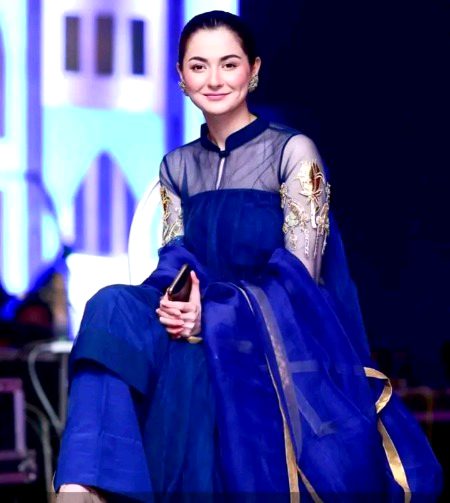 Hania Amir