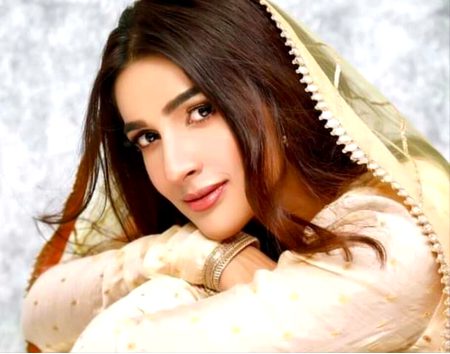 💕💕Hazaron Nukhsay BanaO Shafa ka liya🌺Magar🌺Nigaa yar Sa bahar Kar kOi Dowaa hi Nhi💕💕