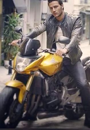Turkish Celebs image