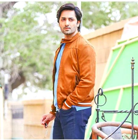 Pakistani Celebs image