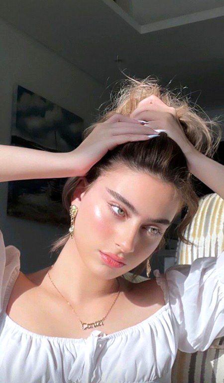 Beautiful People image